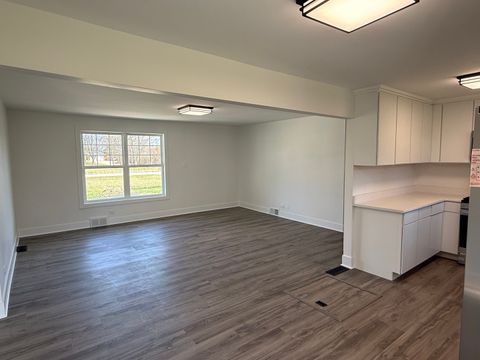 Tiny photo for 8418 MEADOWBROOK Drive, Burr Ridge, IL 60527 (MLS # 12633869)