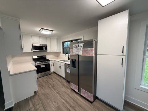 Tiny photo for 8418 MEADOWBROOK Drive, Burr Ridge, IL 60527 (MLS # 12633869)