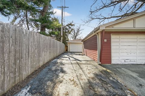 Tiny photo for 2145 N 77th Court, Elmwood Park, IL 60707 (MLS # 12586441)