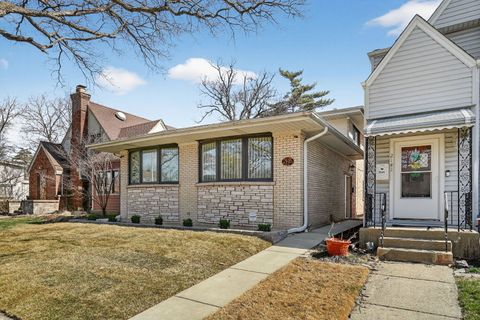 Photo of 2145 N 77th Court, Elmwood Park, IL 60707 (MLS # 12586441)
