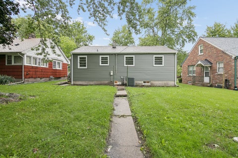Tiny photo for 1042 S 8TH Avenue, Kankakee, IL 60901 (MLS # 12744027)
