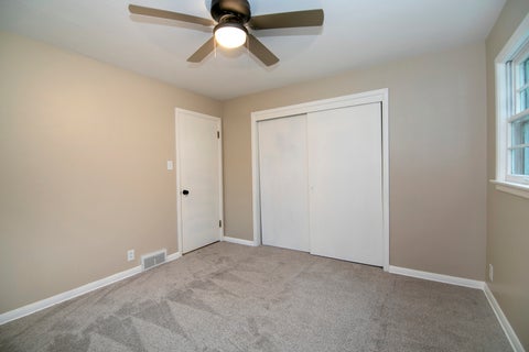 Tiny photo for 1042 S 8TH Avenue, Kankakee, IL 60901 (MLS # 12744027)