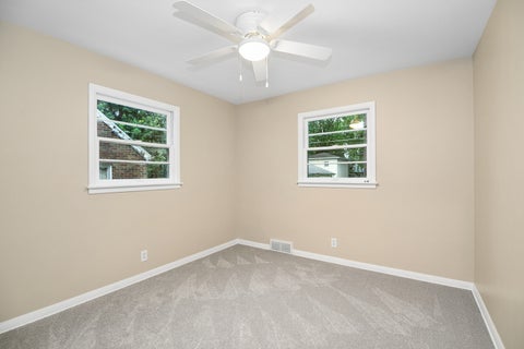 Tiny photo for 1042 S 8TH Avenue, Kankakee, IL 60901 (MLS # 12744027)