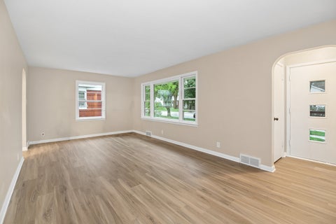 Tiny photo for 1042 S 8TH Avenue, Kankakee, IL 60901 (MLS # 12744027)