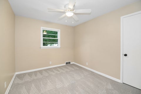 Tiny photo for 1042 S 8TH Avenue, Kankakee, IL 60901 (MLS # 12744027)