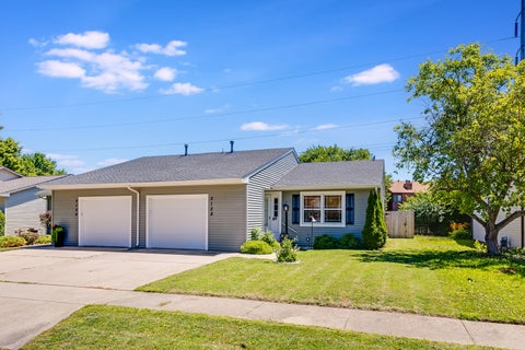 Tiny photo for 2128 Ivy Court, Champaign, IL 61821 (MLS # 12679318)