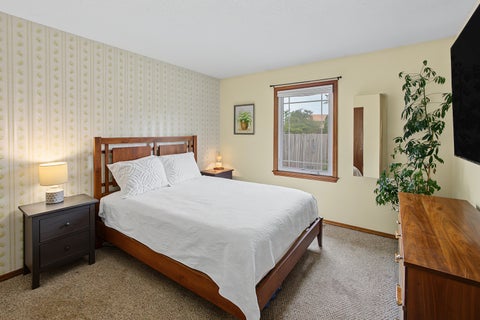 Tiny photo for 2128 Ivy Court, Champaign, IL 61821 (MLS # 12679318)