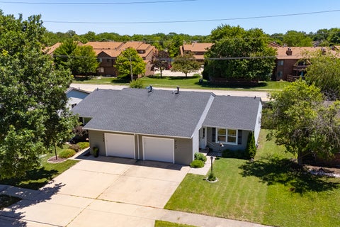 Tiny photo for 2128 Ivy Court, Champaign, IL 61821 (MLS # 12679318)