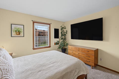 Tiny photo for 2128 Ivy Court, Champaign, IL 61821 (MLS # 12679318)