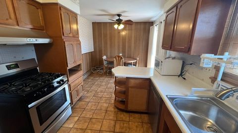 Tiny photo for 793 TIMOTHY Lane, Des Plaines, IL 60016 (MLS # 12618968)