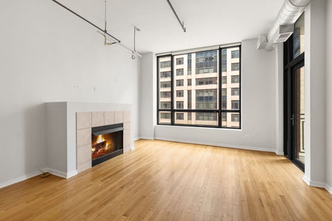 Tiny photo for 520 S State Street #902, Chicago, IL 60605 (MLS # 12702670)