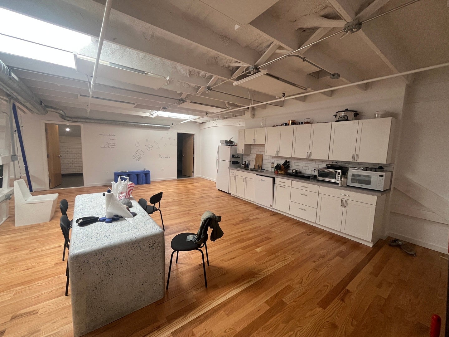 4900 N Elston Avenue 2nd-Floor