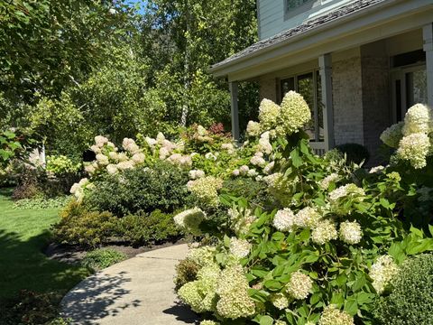 Tiny photo for 31470 N Reigate Lane, Libertyville, IL 60048 (MLS # 12601560)