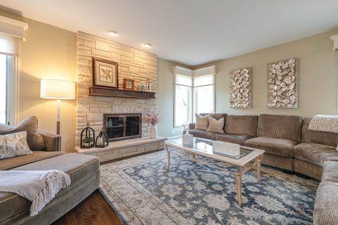 Tiny photo for 31470 N Reigate Lane, Libertyville, IL 60048 (MLS # 12601560)