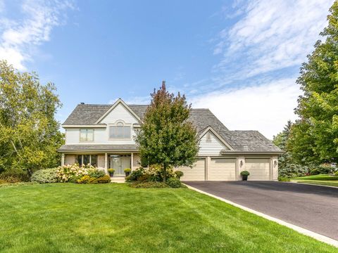 Photo of 31470 N Reigate Lane, Libertyville, IL 60048 (MLS # 12601560)