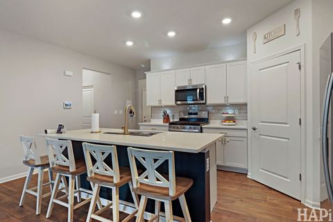 Tiny photo for 1200 Redtail Circle, Woodstock, IL 60098 (MLS # 12617553)