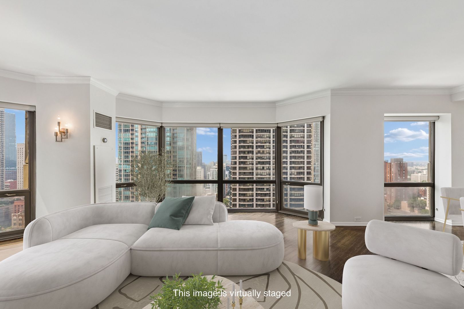 100 E Huron Street 1906