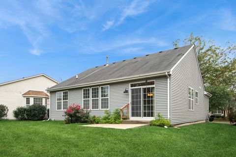 Tiny photo for 21308 Brush Lake Drive, Crest Hill, IL 60403 (MLS # 12478701)