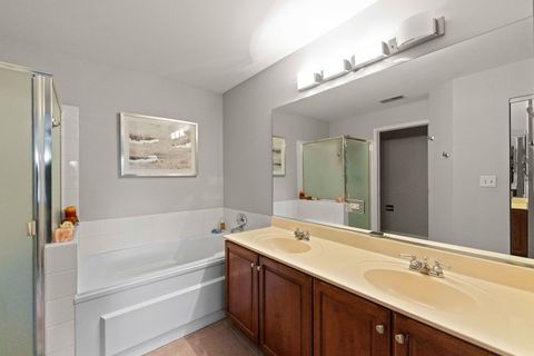 Tiny photo for 32802 Fowler Circle, Warrenville, IL 60555 (MLS # 12523199)