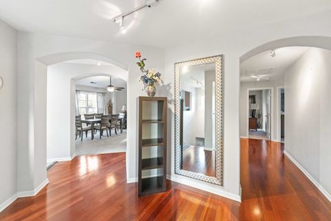 Tiny photo for 32802 Fowler Circle, Warrenville, IL 60555 (MLS # 12523199)