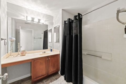 Tiny photo for 32802 Fowler Circle, Warrenville, IL 60555 (MLS # 12523199)