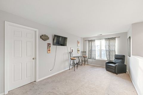 Tiny photo for 32802 Fowler Circle, Warrenville, IL 60555 (MLS # 12523199)