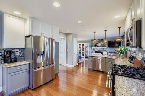 Tiny photo for 2960 Marshfield Drive, Elgin, IL 60124 (MLS # 12478782)