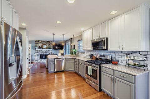Tiny photo for 2960 Marshfield Drive, Elgin, IL 60124 (MLS # 12478782)