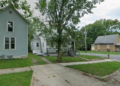 Tiny photo for 1097 W Green Street, Decatur, IL 62522 (MLS # 12558816)