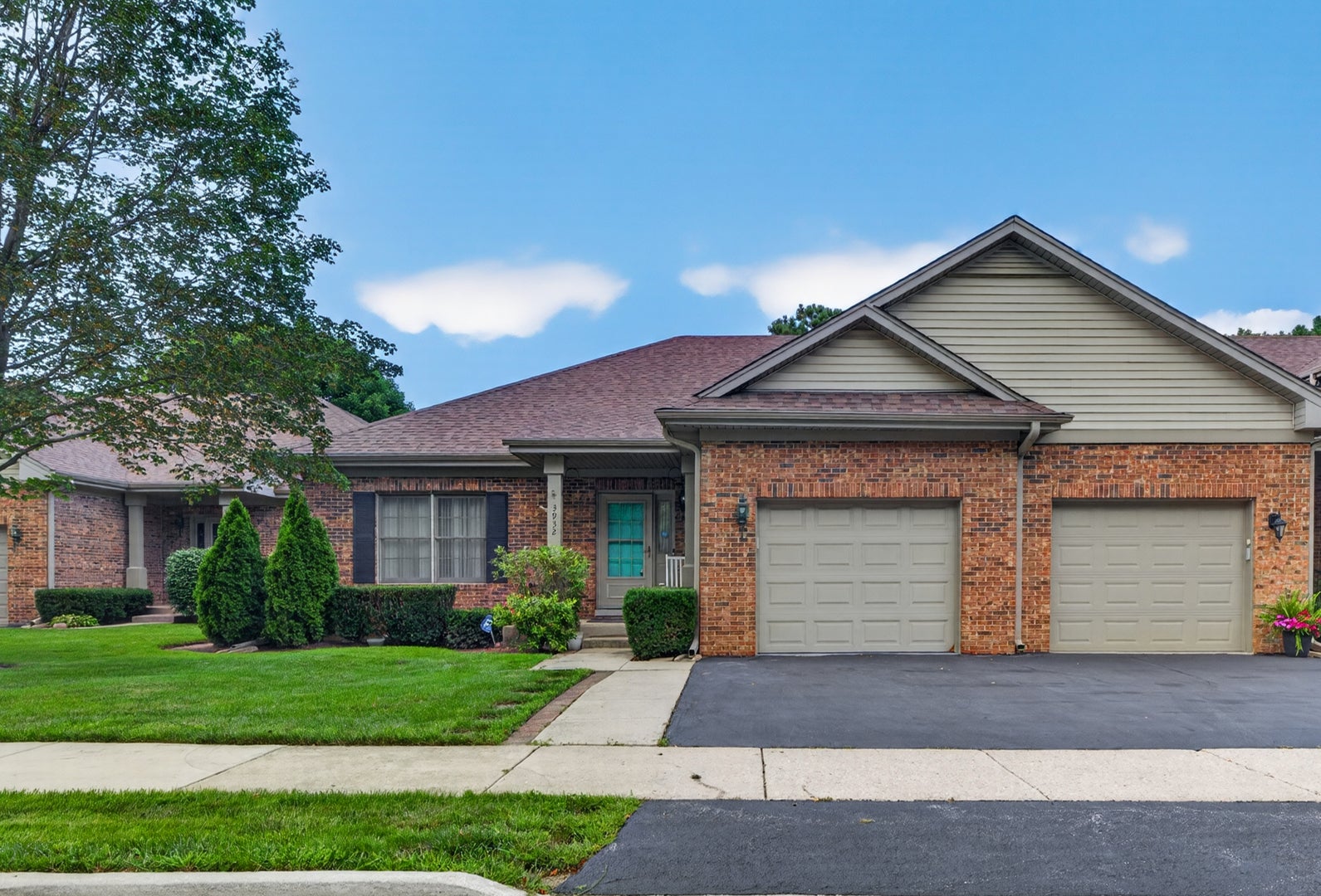 3932 Balmoral Court