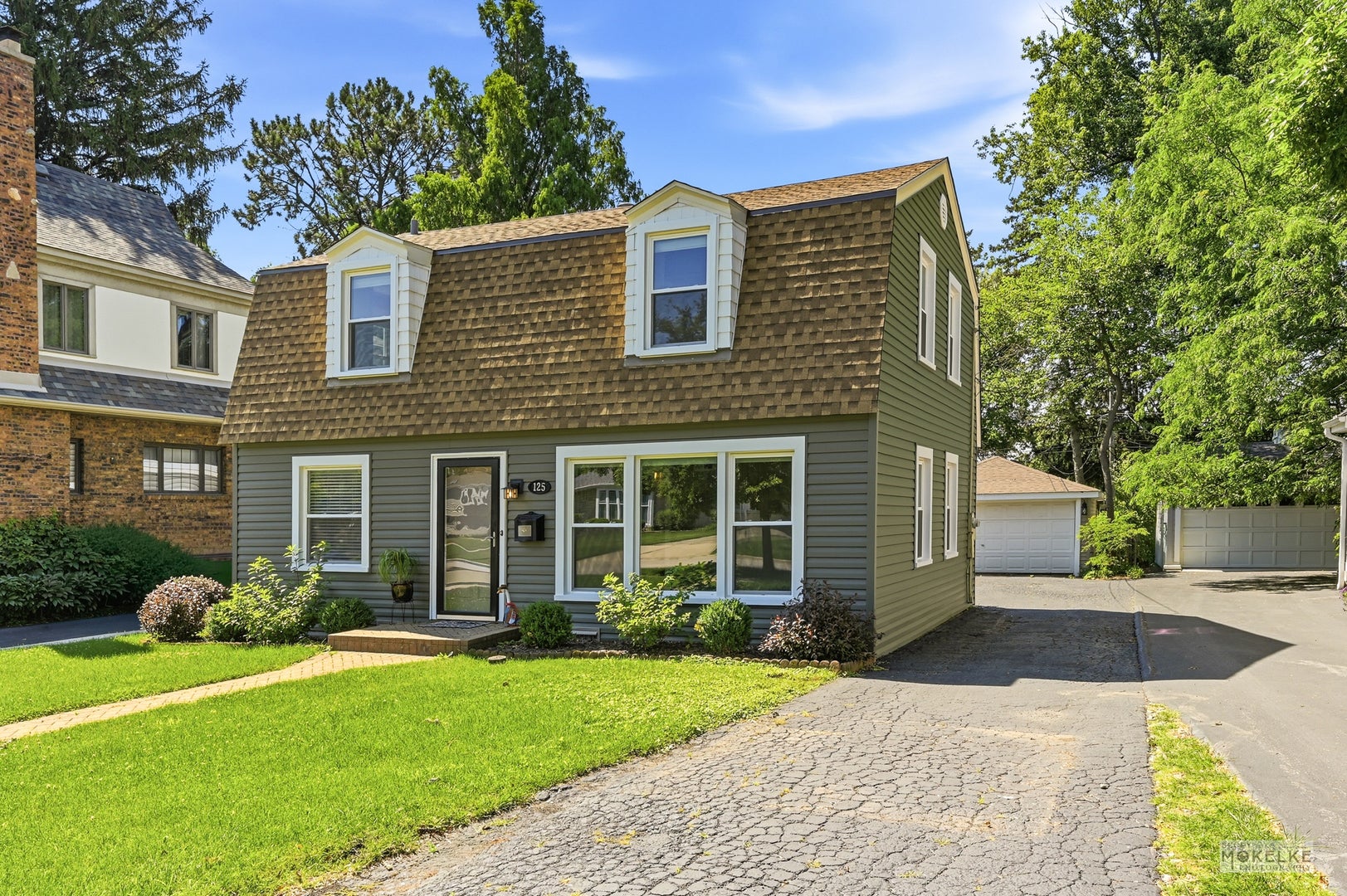 125 W Adams Street