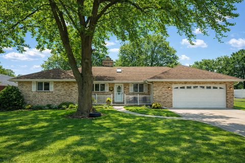 Photo of 115 Center Road, Frankfort, IL 60423 (MLS # 12594062)