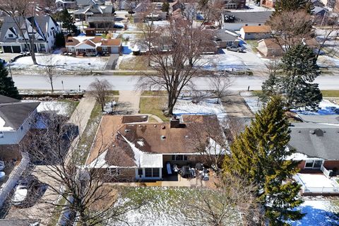 Tiny photo for 115 Center Road, Frankfort, IL 60423 (MLS # 12594062)