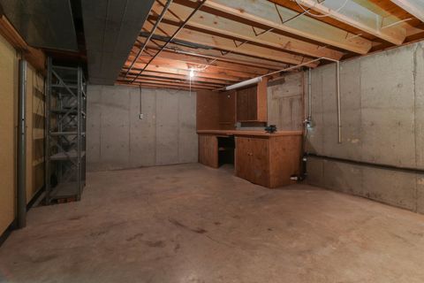 Tiny photo for 105 S Devonshire Drive, Bloomington, IL 61704 (MLS # 12538121)