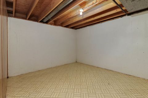 Tiny photo for 105 S Devonshire Drive, Bloomington, IL 61704 (MLS # 12538121)