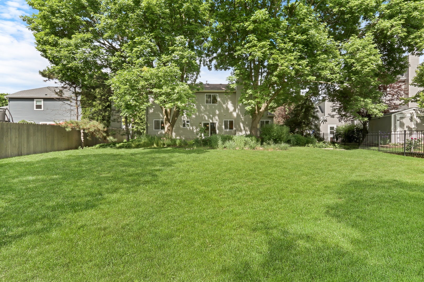 1211 Laurel Lane