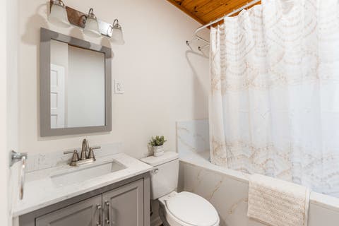 Tiny photo for 224 E Garden Street, DeKalb, IL 60115 (MLS # 12629183)