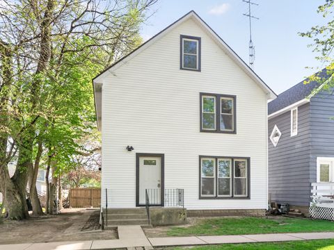 Tiny photo for 224 E Garden Street, DeKalb, IL 60115 (MLS # 12629183)
