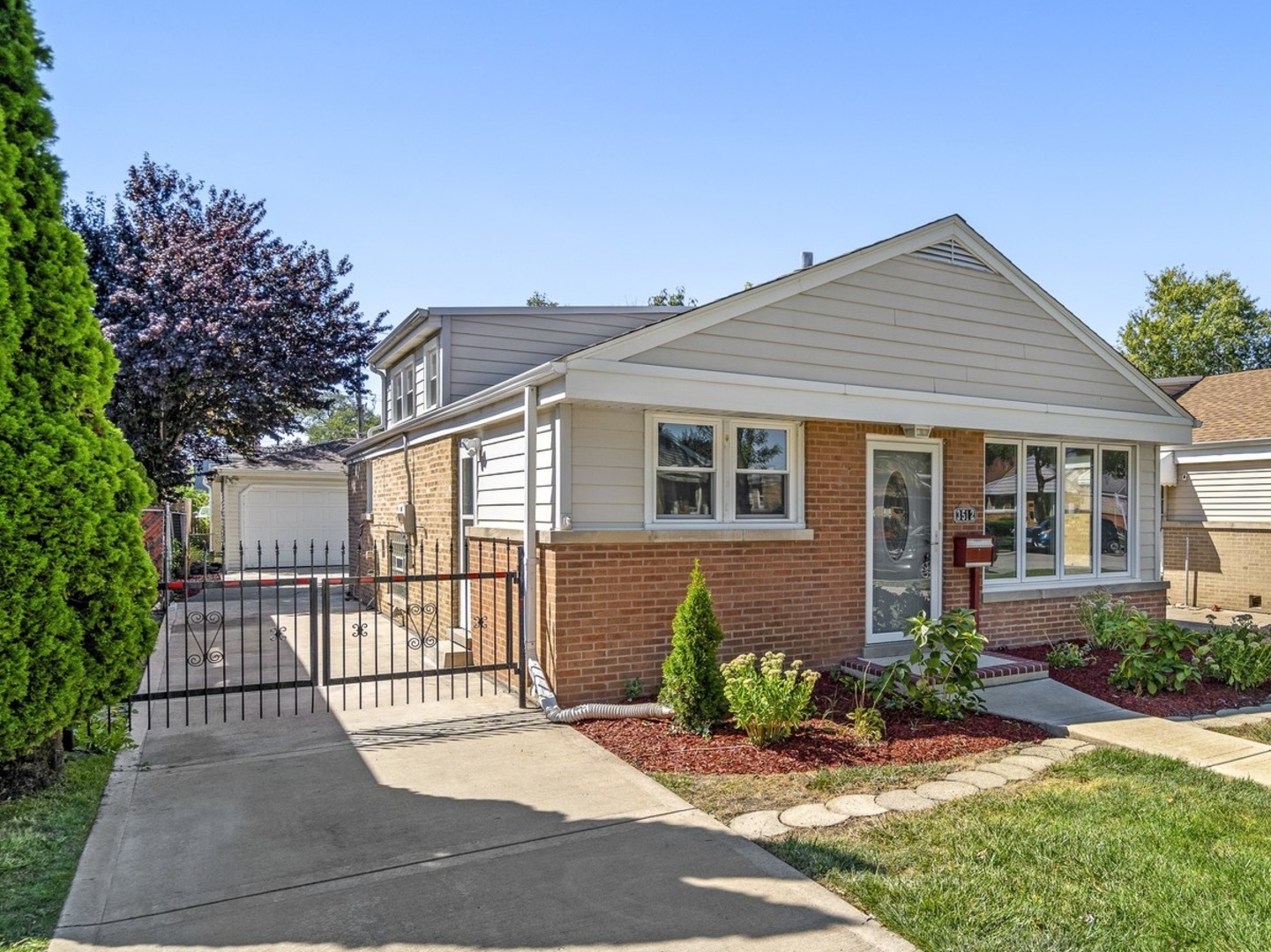 View Franklin Park, IL 60131 house