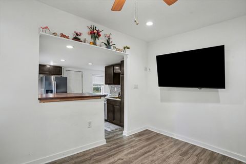 Tiny photo for 205 E TAYLOR Street, Grant Park, IL 60940 (MLS # 12595111)