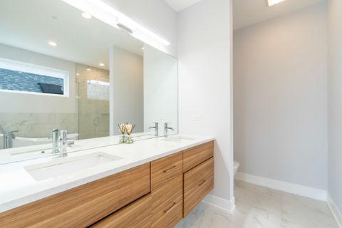 Tiny photo for 1920 S Shelby Court, Chicago, IL 60608 (MLS # 12520084)