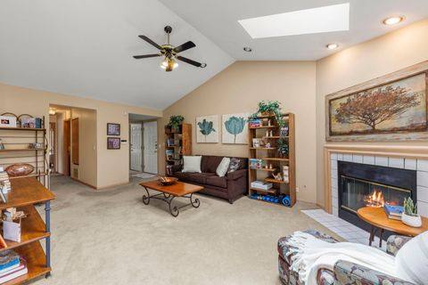 Tiny photo for 2865 Meadow Lane #v2, Schaumburg, IL 60193 (MLS # 12624530)
