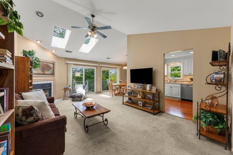 Tiny photo for 2865 Meadow Lane #v2, Schaumburg, IL 60193 (MLS # 12624530)