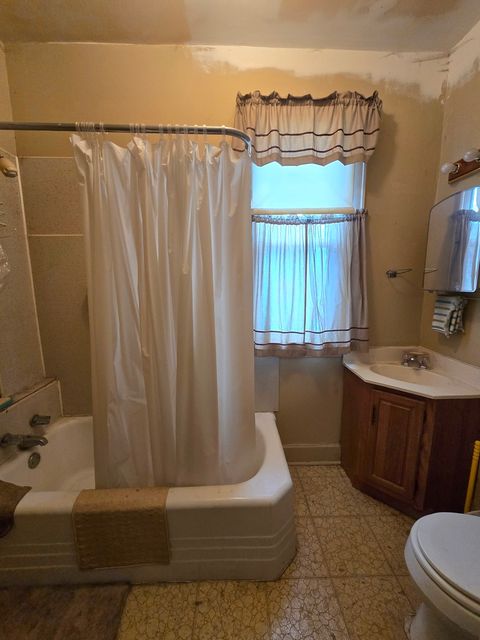 Tiny photo for 157-159 W Hickory Street, Kankakee, IL 60901 (MLS # 12498661)