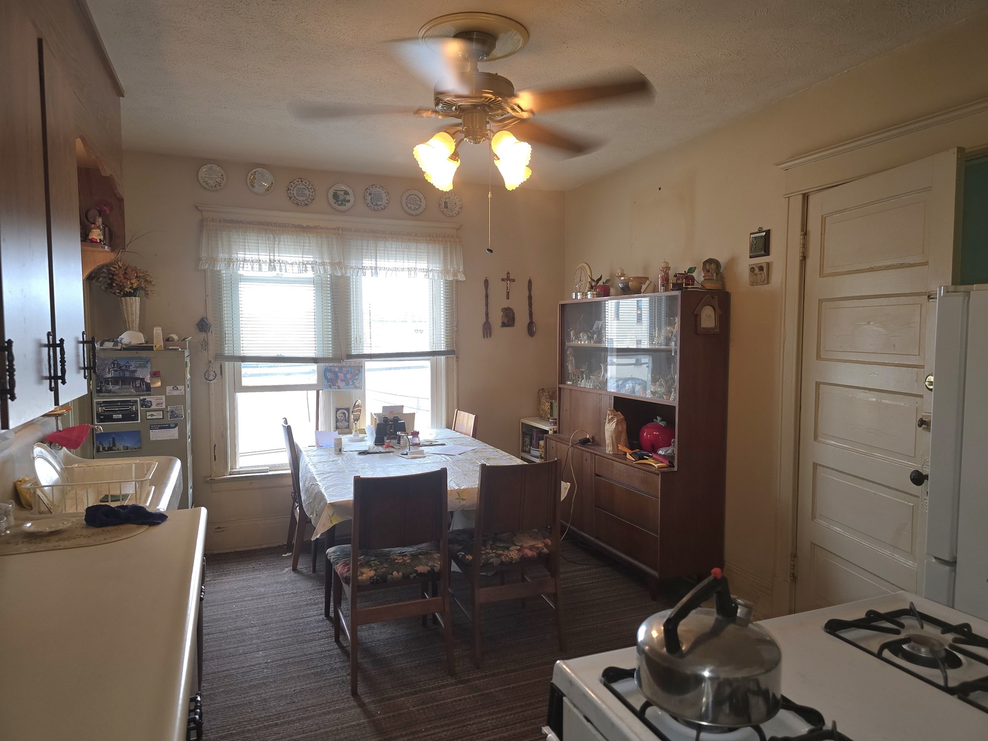 157-159 W Hickory Street