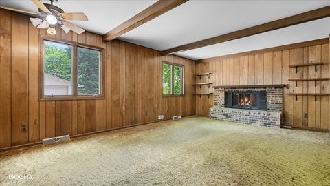 Tiny photo for 144 S Commonwealth Avenue, Aurora, IL 60506 (MLS # 12672893)