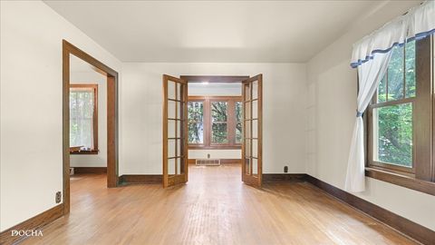 Tiny photo for 144 S Commonwealth Avenue, Aurora, IL 60506 (MLS # 12672893)