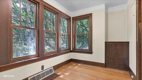 Tiny photo for 144 S Commonwealth Avenue, Aurora, IL 60506 (MLS # 12672893)