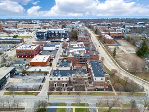 Tiny photo for 865 Laurel Avenue, Highland Park, IL 60035 (MLS # 12585528)