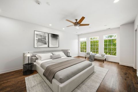 Tiny photo for 865 Laurel Avenue, Highland Park, IL 60035 (MLS # 12585528)